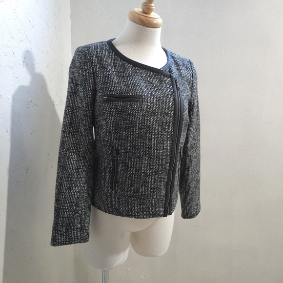 Banana Republic | Women's Black Tweed Jacket asymmetrical zipper & pleather trim - Picture 3 of 11